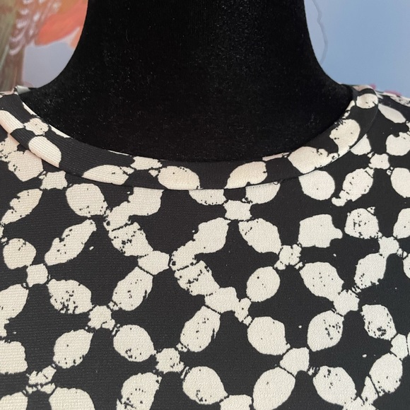 Michael Kors black and white long sleeve size XS dress - Picture 5 of 13